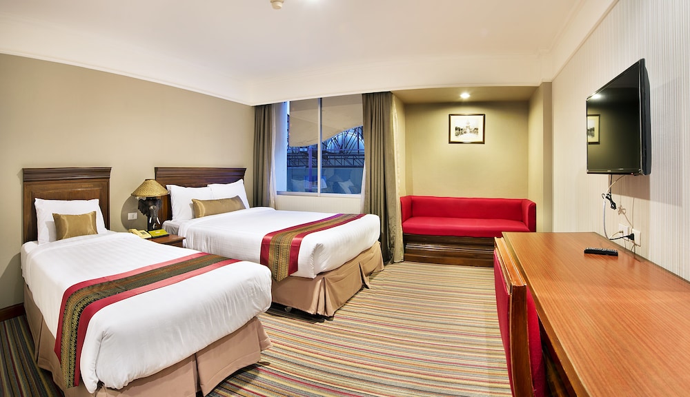 Royal Rattanakosin Hotel 12/63