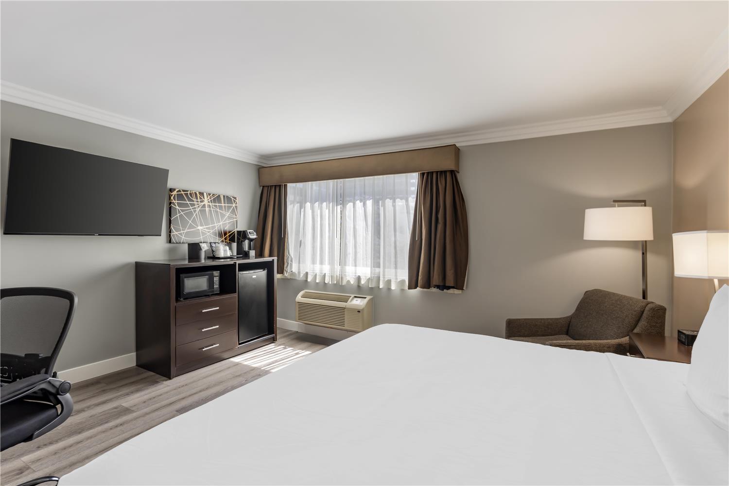 Room, King Bed