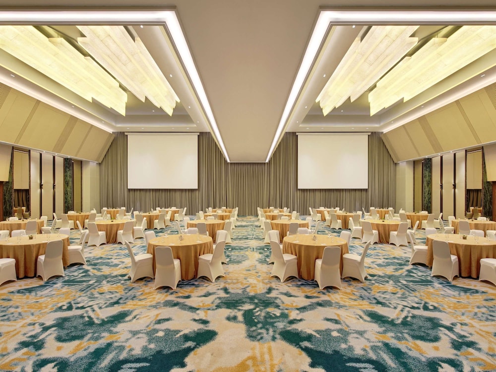 Mercure Pangkalan Bun 50/56