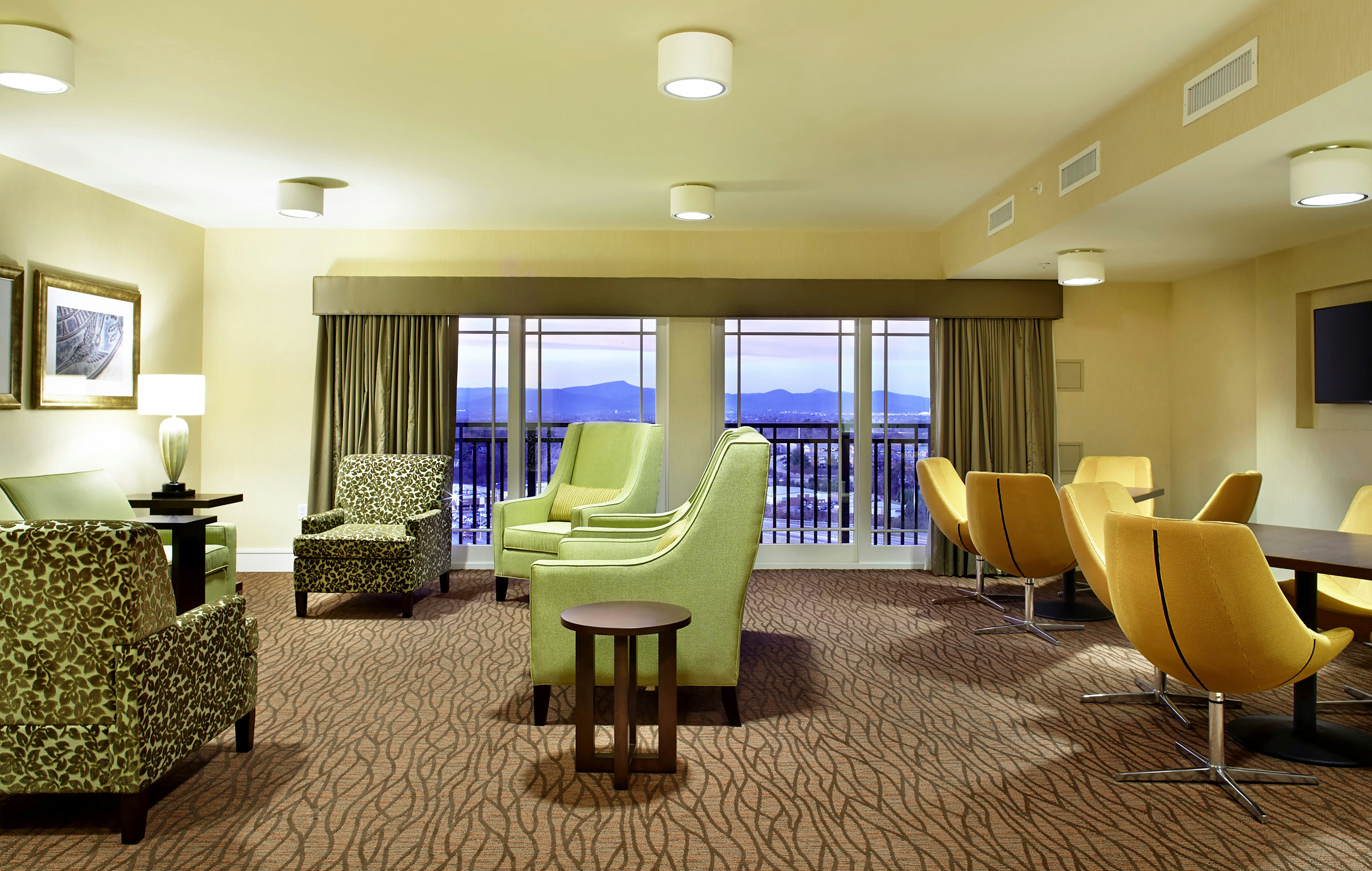 Hilton Garden Inn Roanoke 22/26
