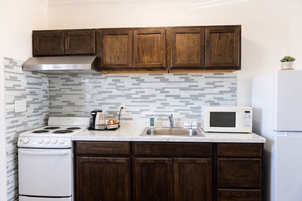 Exclusive, Ocean Front, Kitchenette