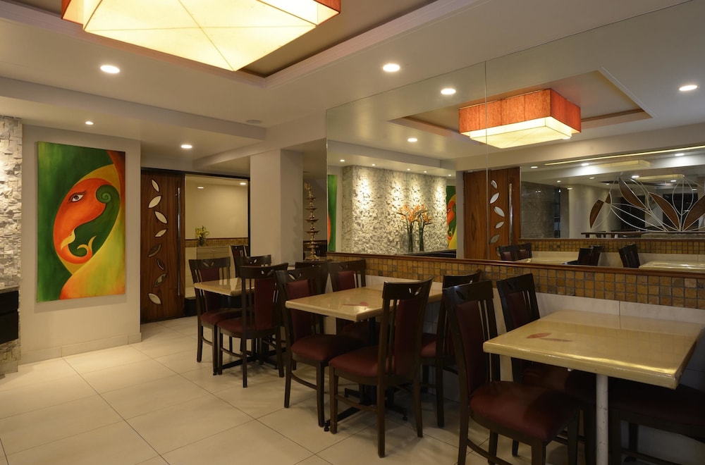 Hotel Rajmahal 14/20
