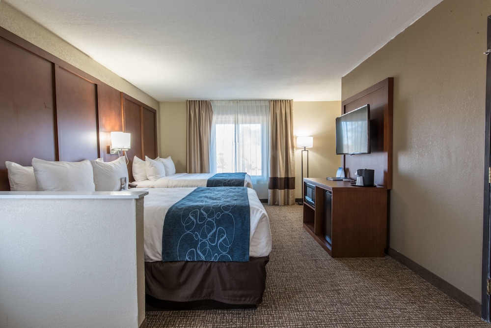 Comfort Inn Suites Pinetop Show Low 8/28