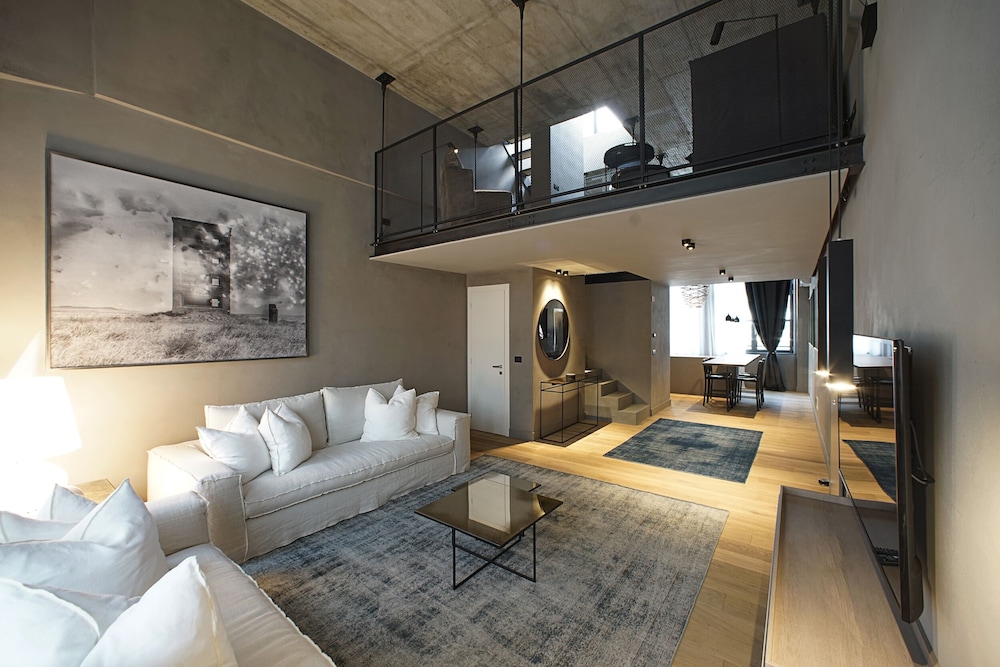 Edit Lofts 65/65