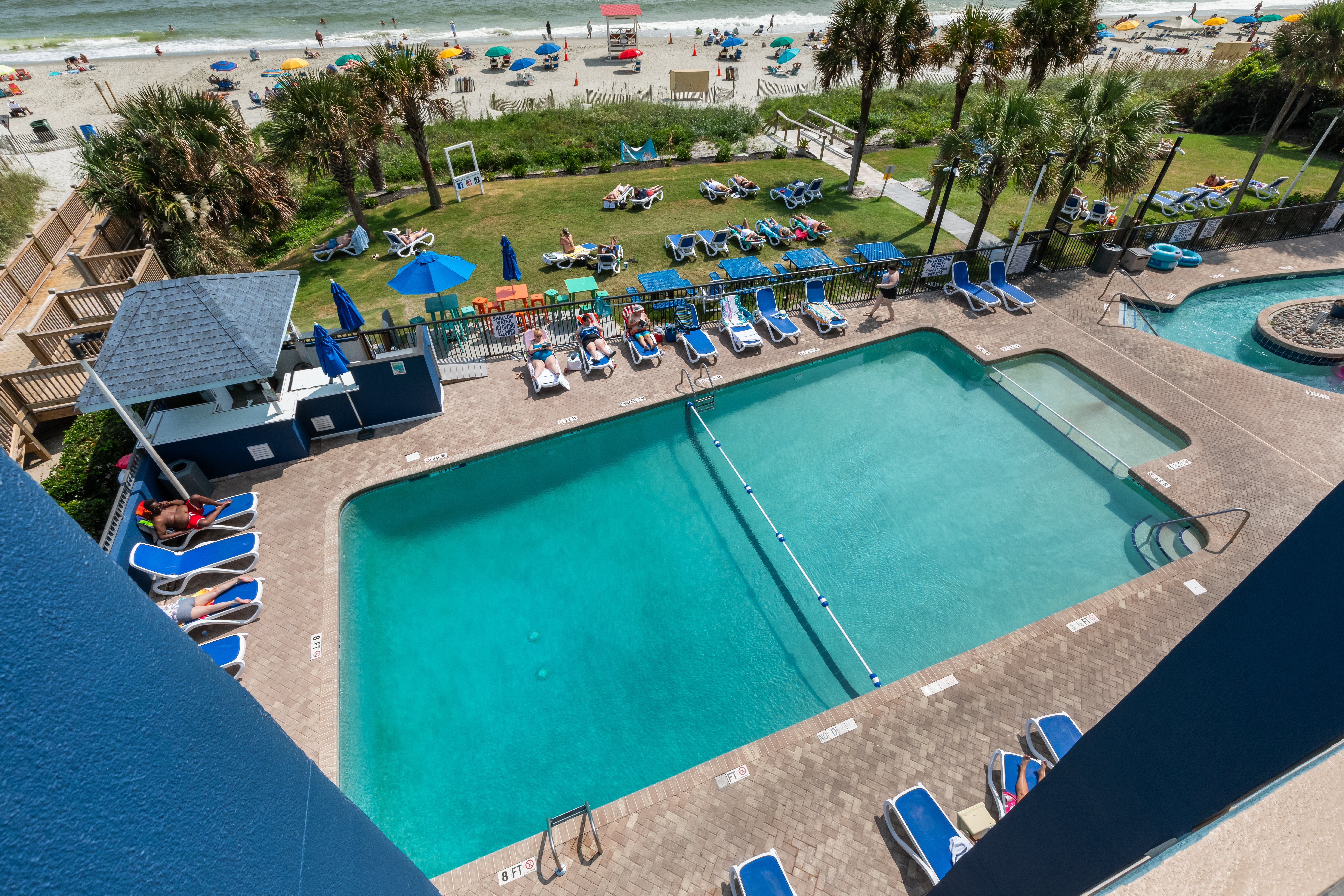 Grande Shores Ocean Resort 72/84