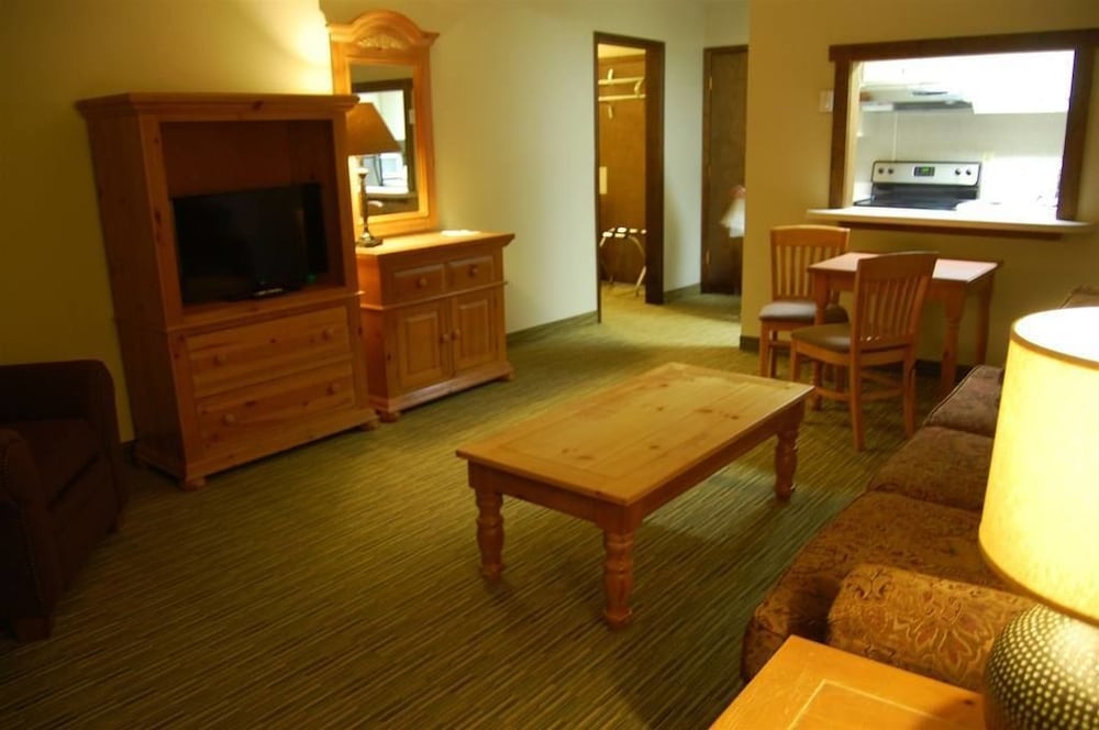 Days Inn and Suites by Wyndham Downtown Missoula-University 29/66