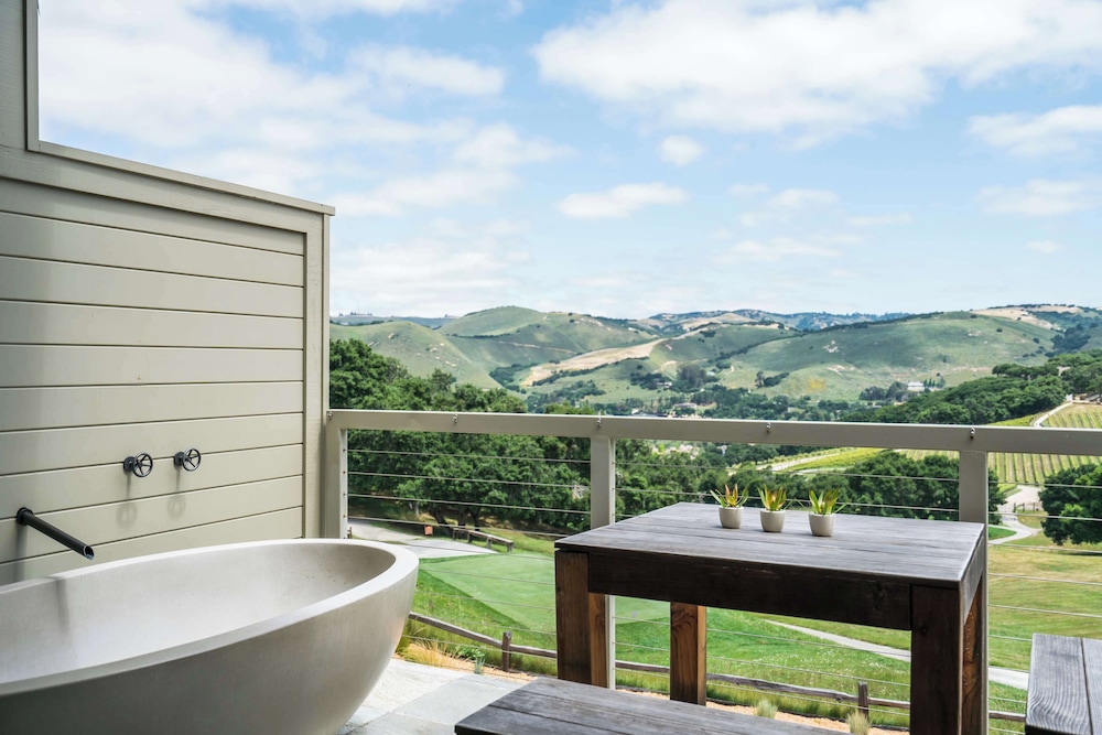 Carmel Valley Ranch 37/76