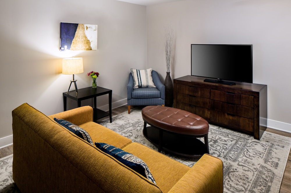 Watt Hotel Rahway, Tapestry Collection by Hilton 45/69