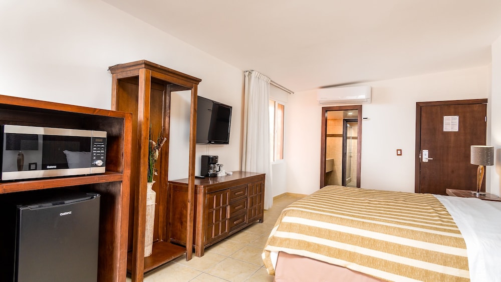 Puerto Nuevo Baja Hotel Villas 12/78