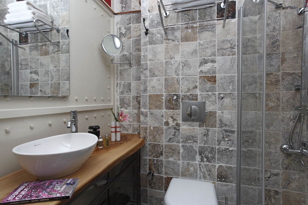 Sub Karakoy Hotel 45/47