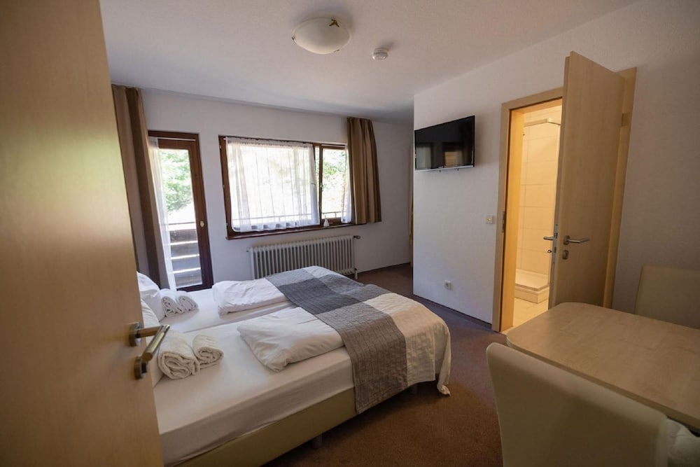 Krauter Chalet 15/48