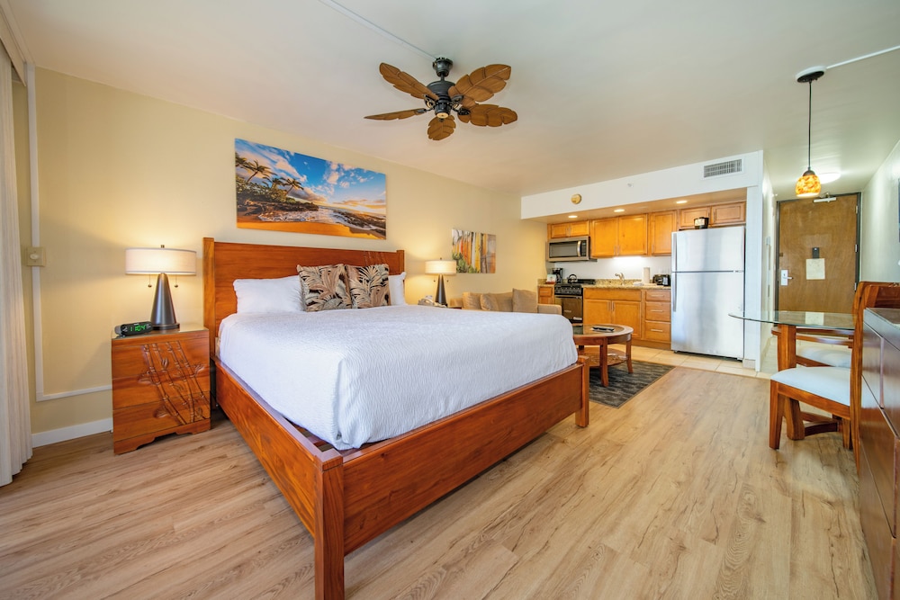 Royal Kahana Maui by OUTRIGGER 25/77