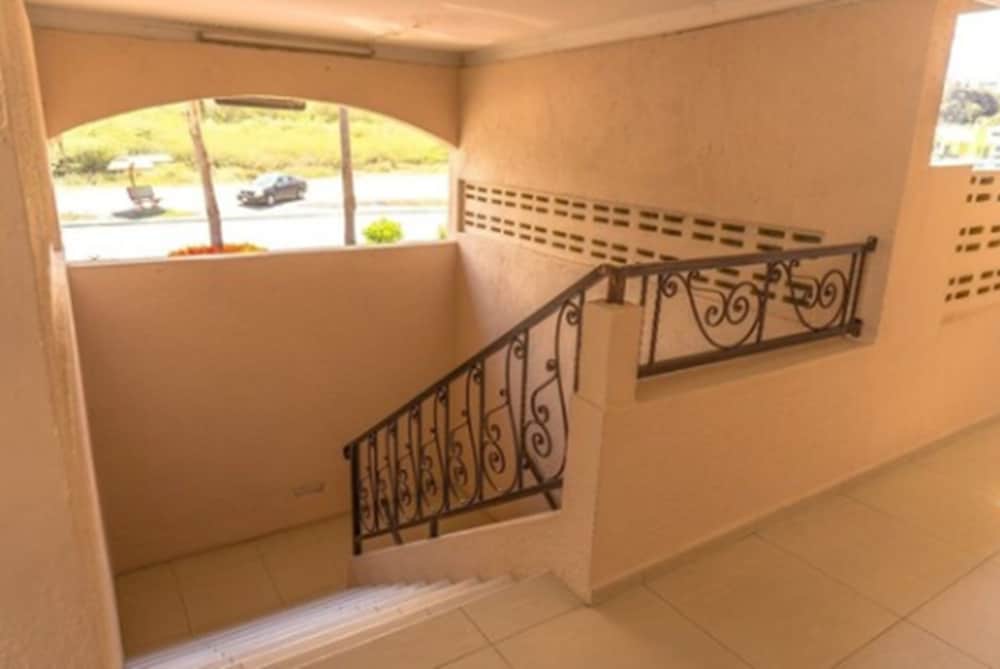Curacao Airport Hotel 31/50