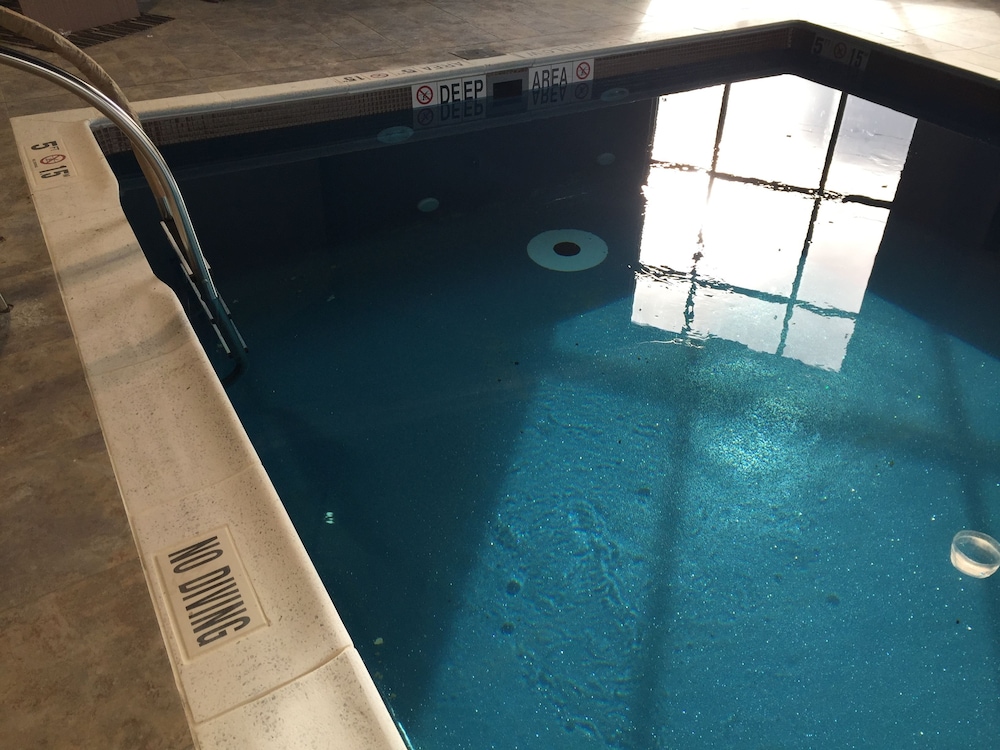 swimming pool spa