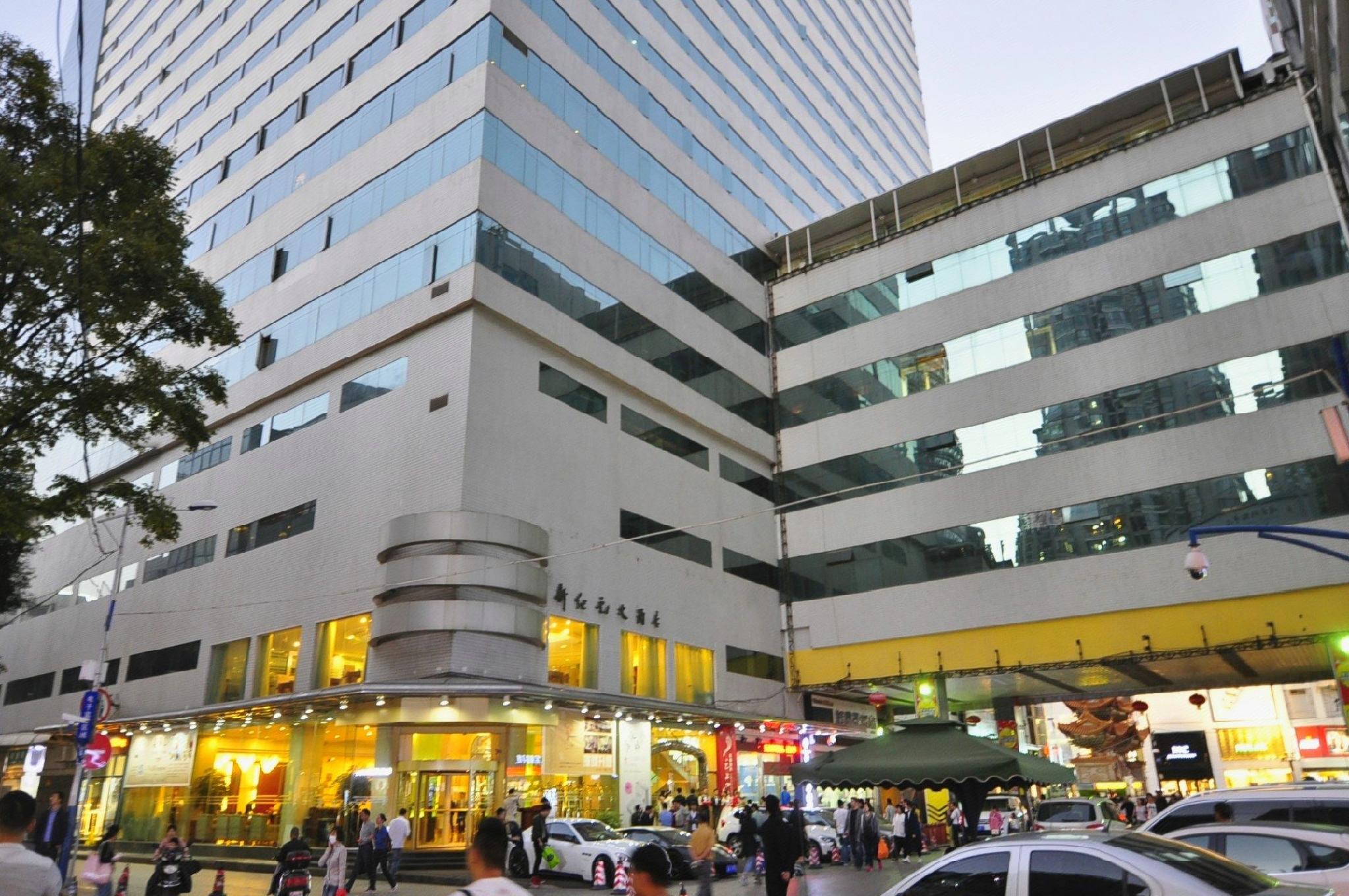 Fairyland Hotel (Kunming Nanping Pedestrian Street Baida) 40/42