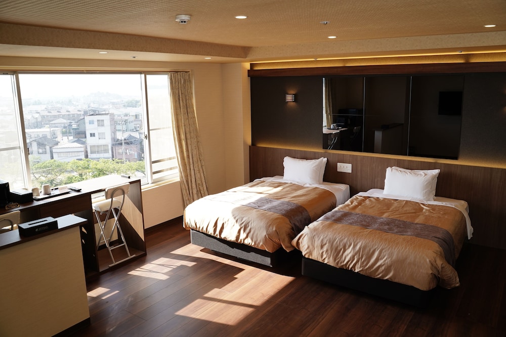 JAPANESE, SUITE, OUTDOOR BATH