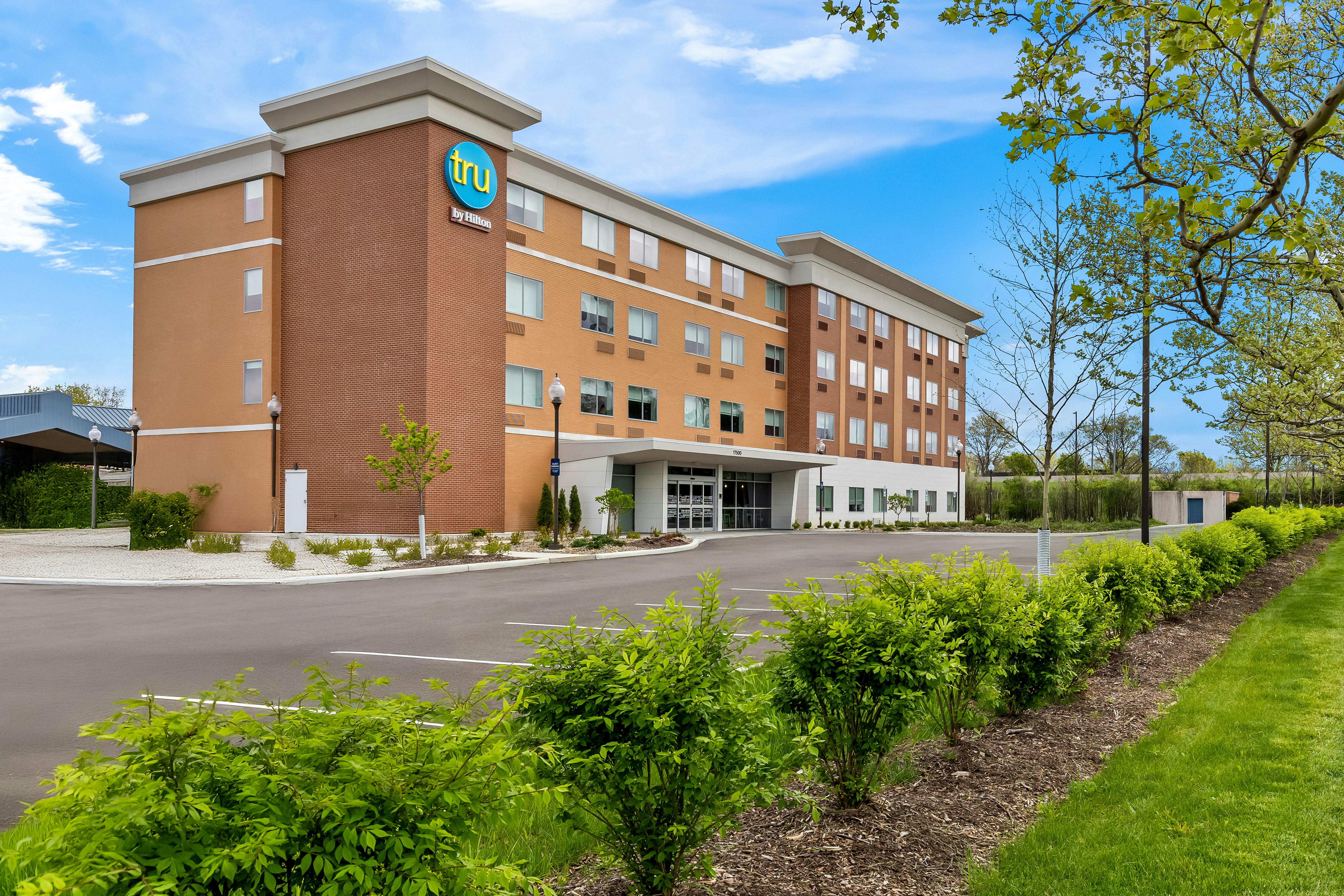 Tru by Hilton Middleburg Heights Cleveland Airport 5/17