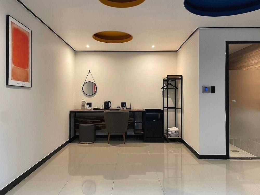 Hotel Quatz 15/80