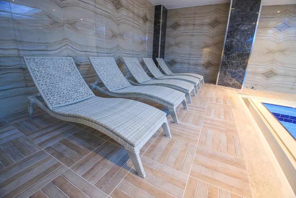 Aymira Hotel & Spa 14/48