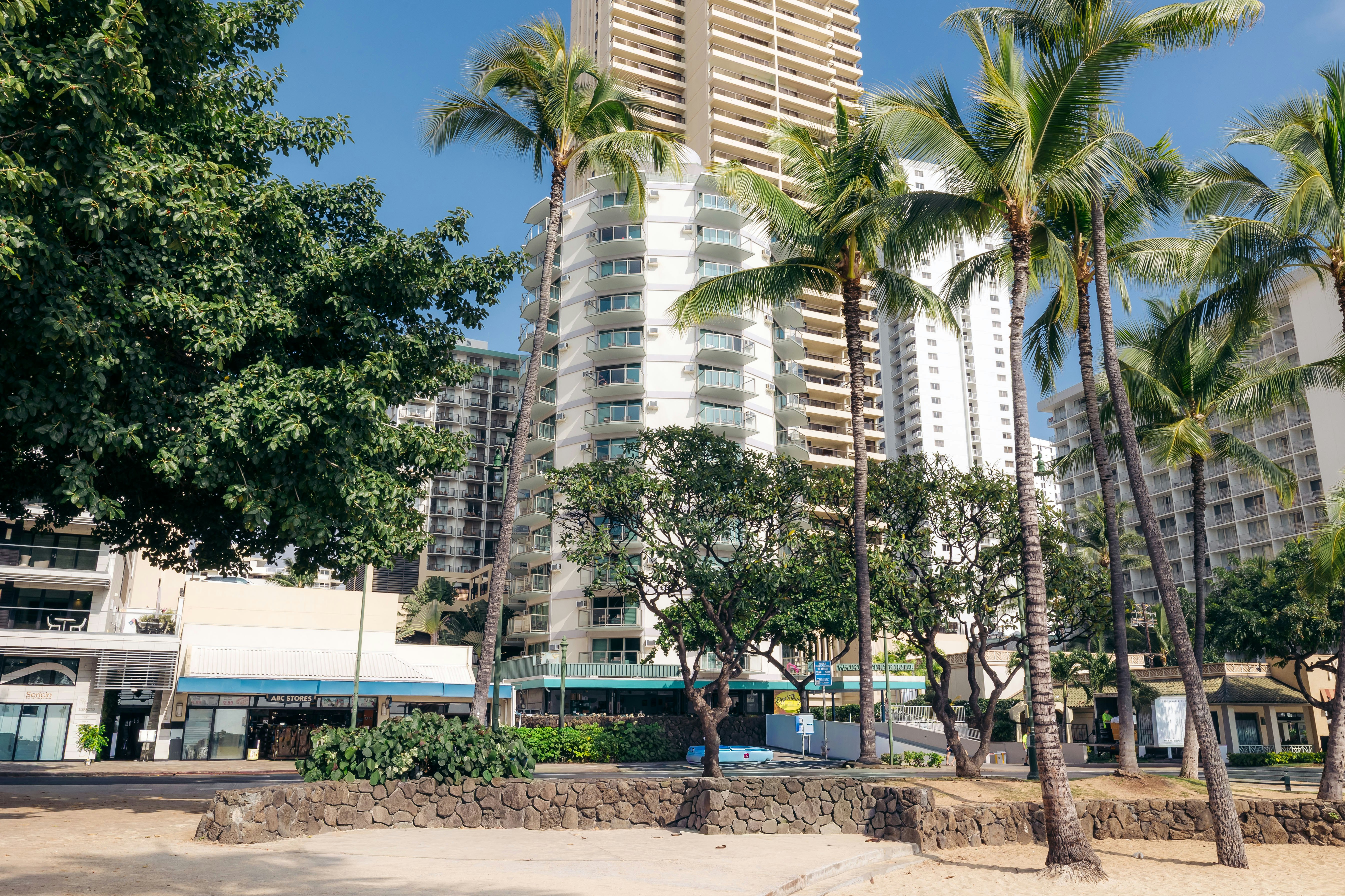 Waikiki Circle Hotel 37/50