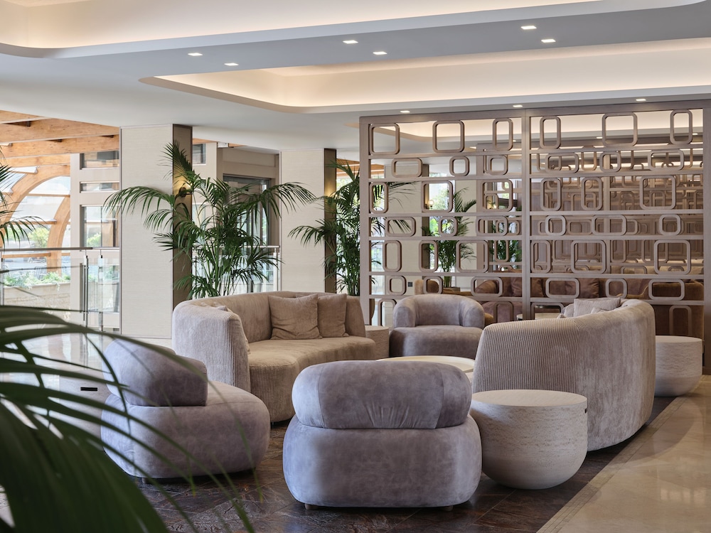 Atlantica Oasis Hotel 24/46