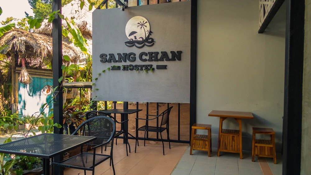 Sang Chan Hostel 31/32