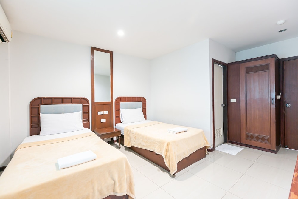 STANDARD, TWIN BEDS