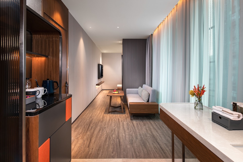 UrCove by Hyatt Shenzhen Bay Eco-Tech Park 42/42