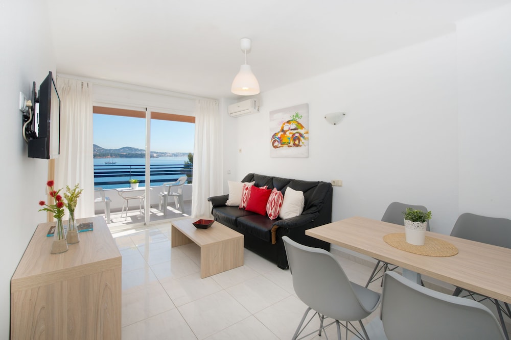 Apartamentos Calablanca 9/27
