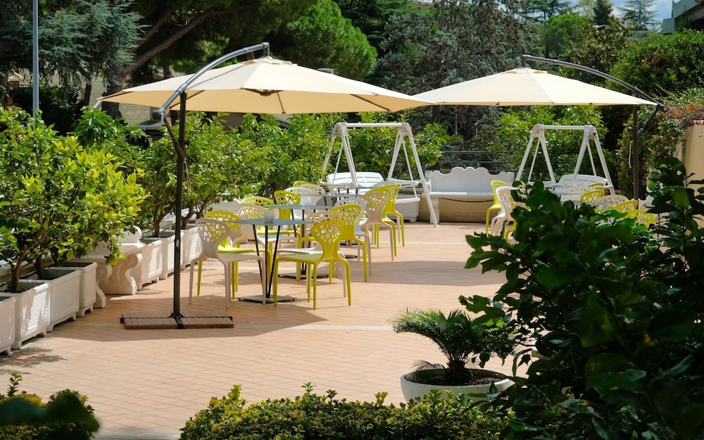 Garner Hotel Rome Aurelia by IHG 5/64