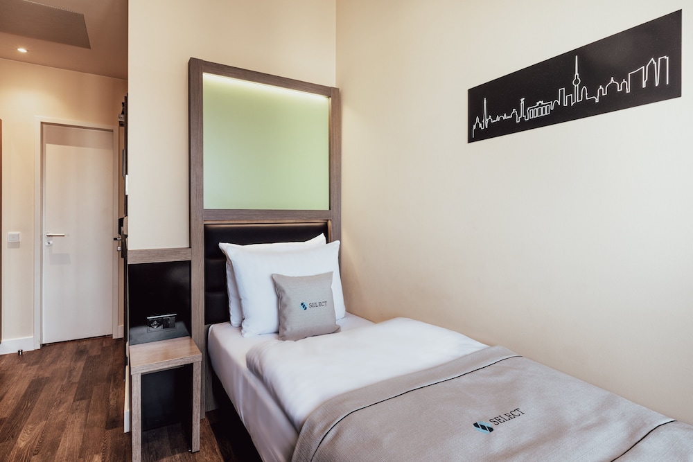Garner Hotel Berlin - Charlottenburgm, an IHG Hotel 15/82