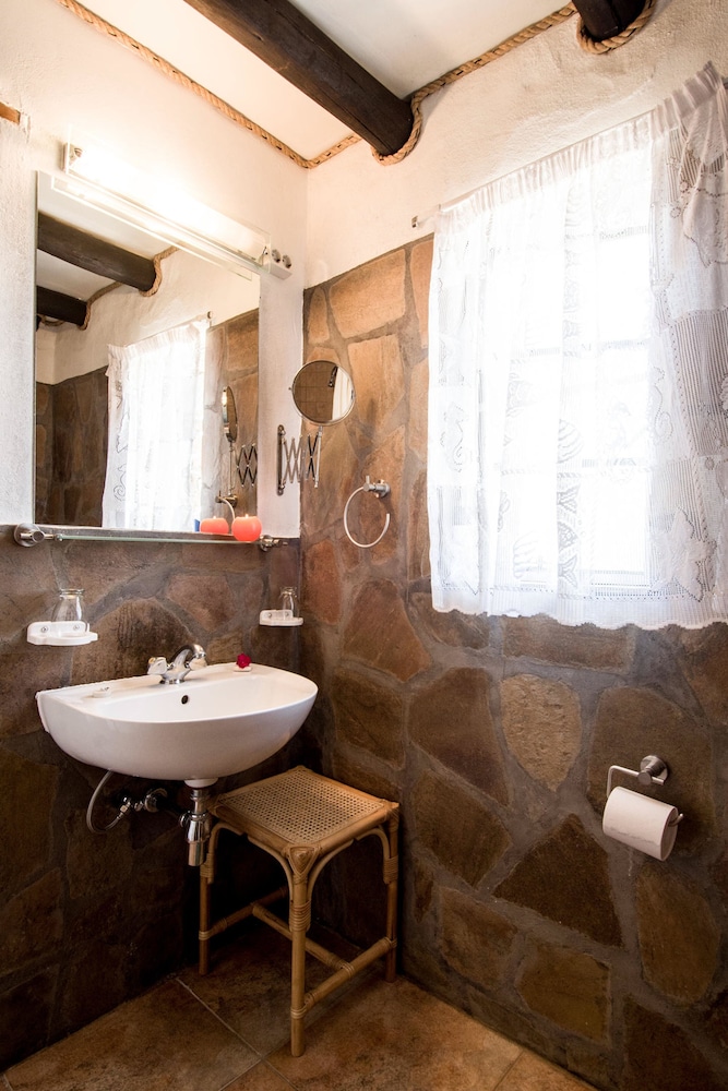 Etusis Lodge 27/61