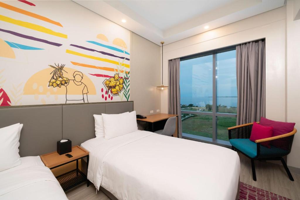 Beach, Twin Beds