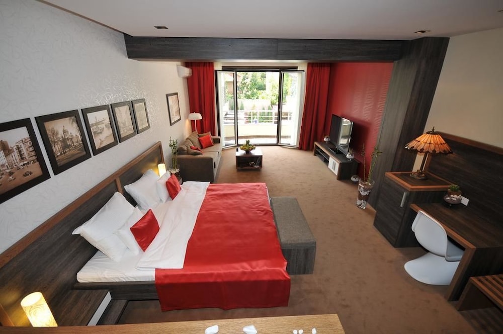 Belgrade Boutique House 24/32