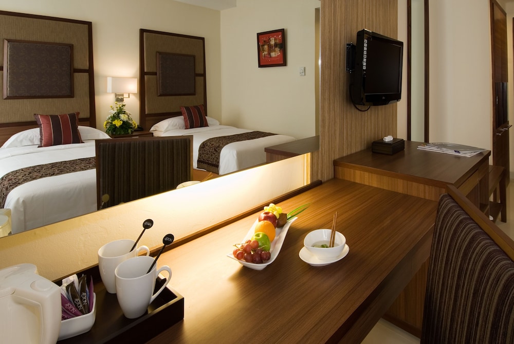 Aston Manado Hotel 24/40