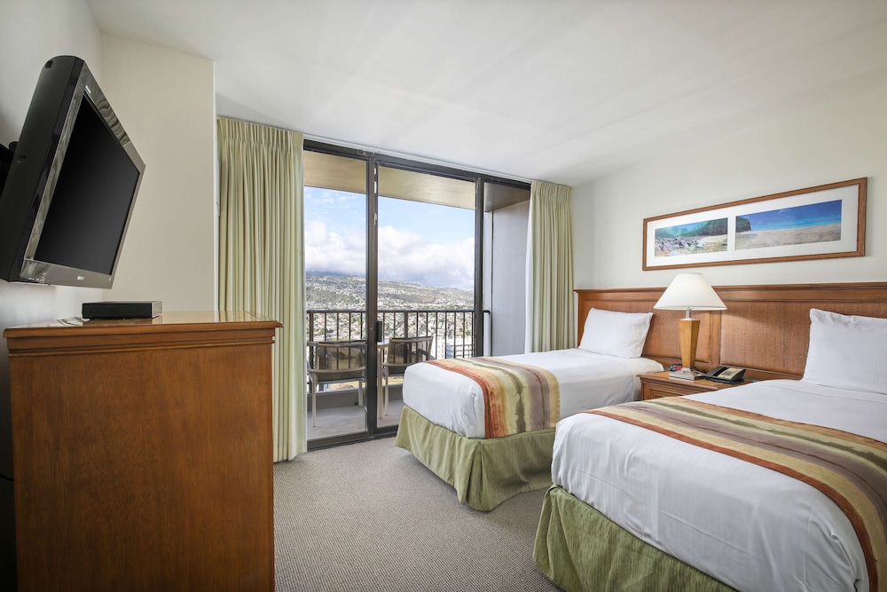 1 BEDROOM, SUITE, MOUNTAIN VIEW