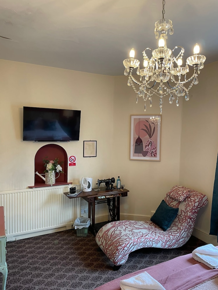 White Hart Hotel &amp; Restaurant 24/42