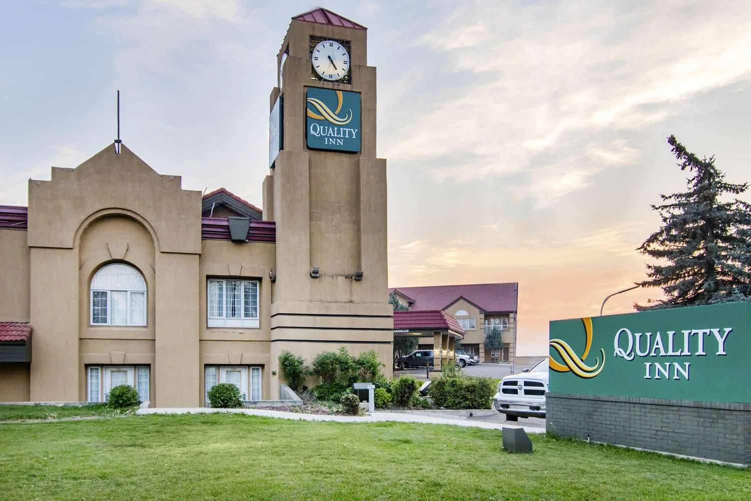 SureStay by Best Western Medicine Hat 14/14