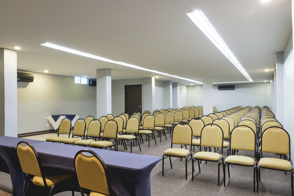 Hotel Serrano 51/54