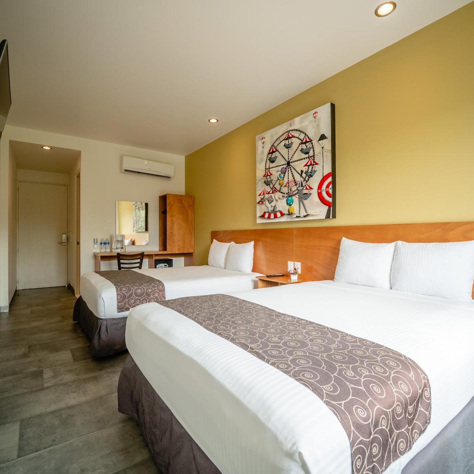 Deluxe, Twin Beds