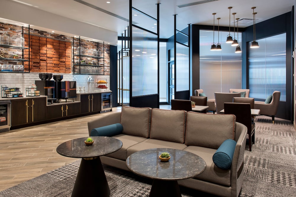 MARRIOTT COPLEY PLACE 34/53