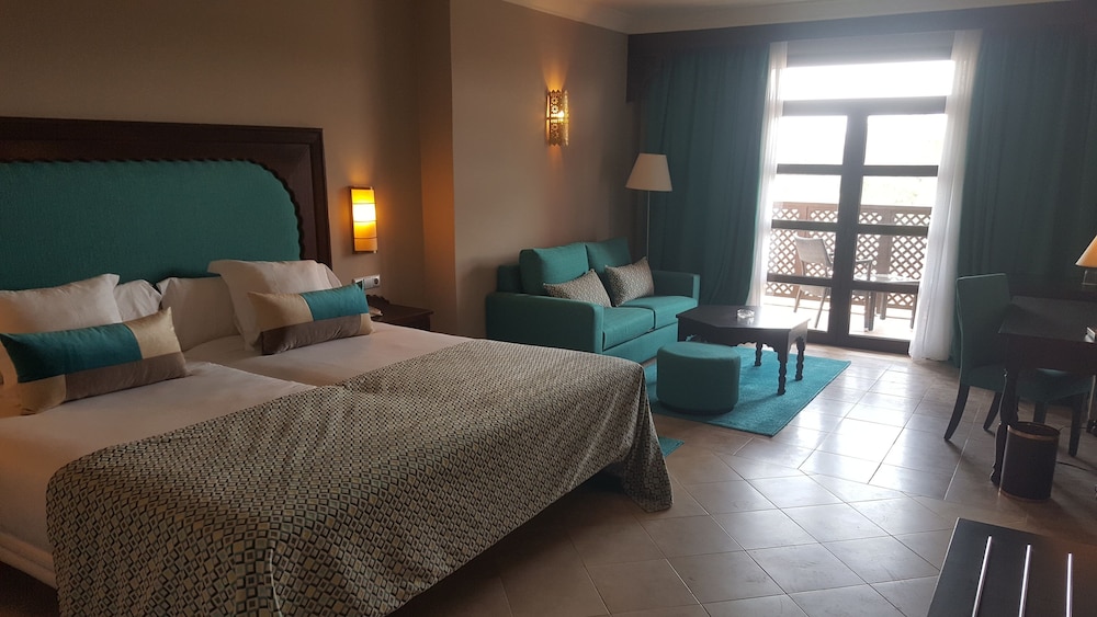 Oasis Atlantico Blue Pearl Beach And Spa 9/35