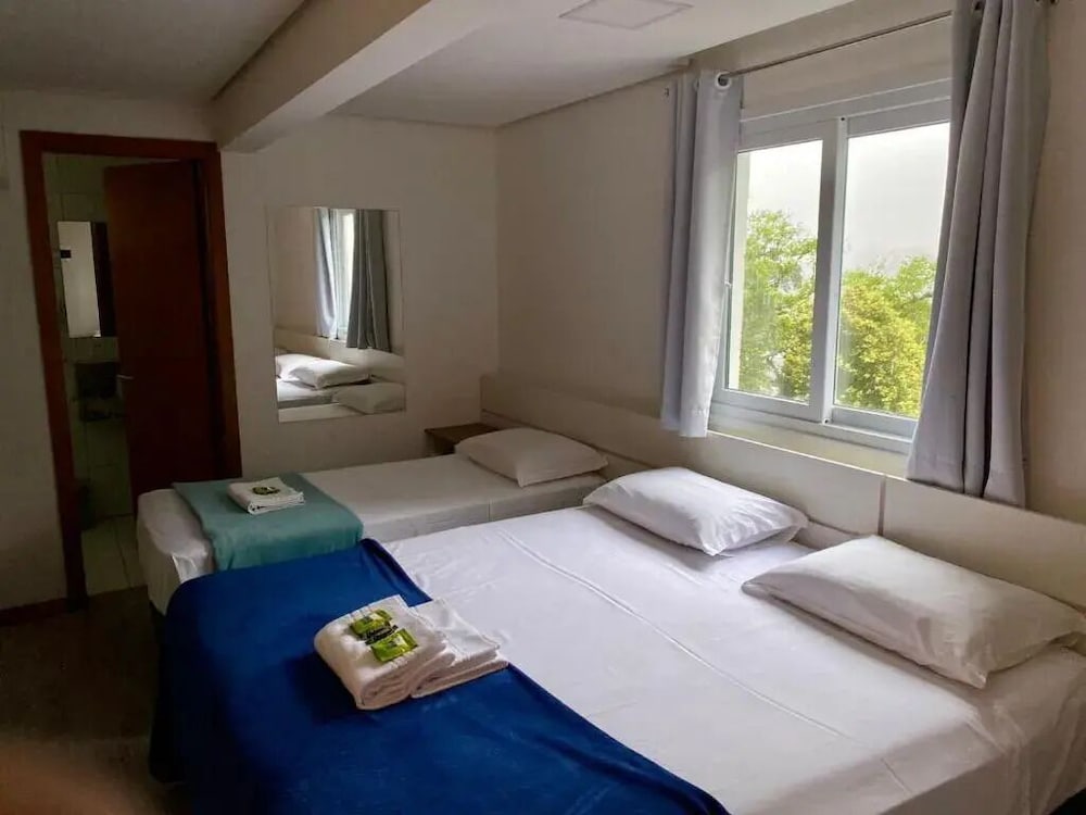 Hotel Golden Hills 7/36