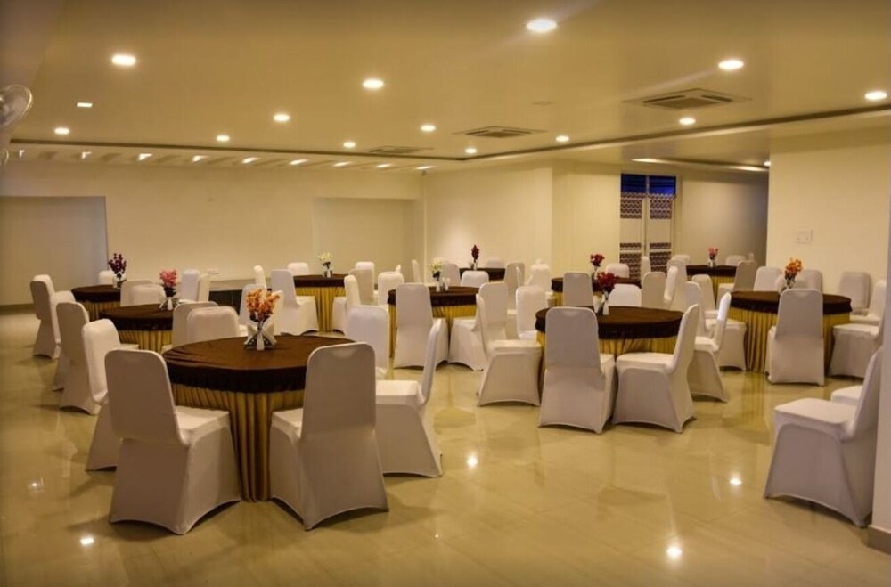 Clover A Rivido Hotel 15/18