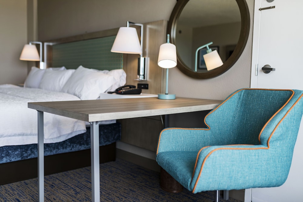 Hampton Inn Virginia Beach-Oceanfront North 53/75