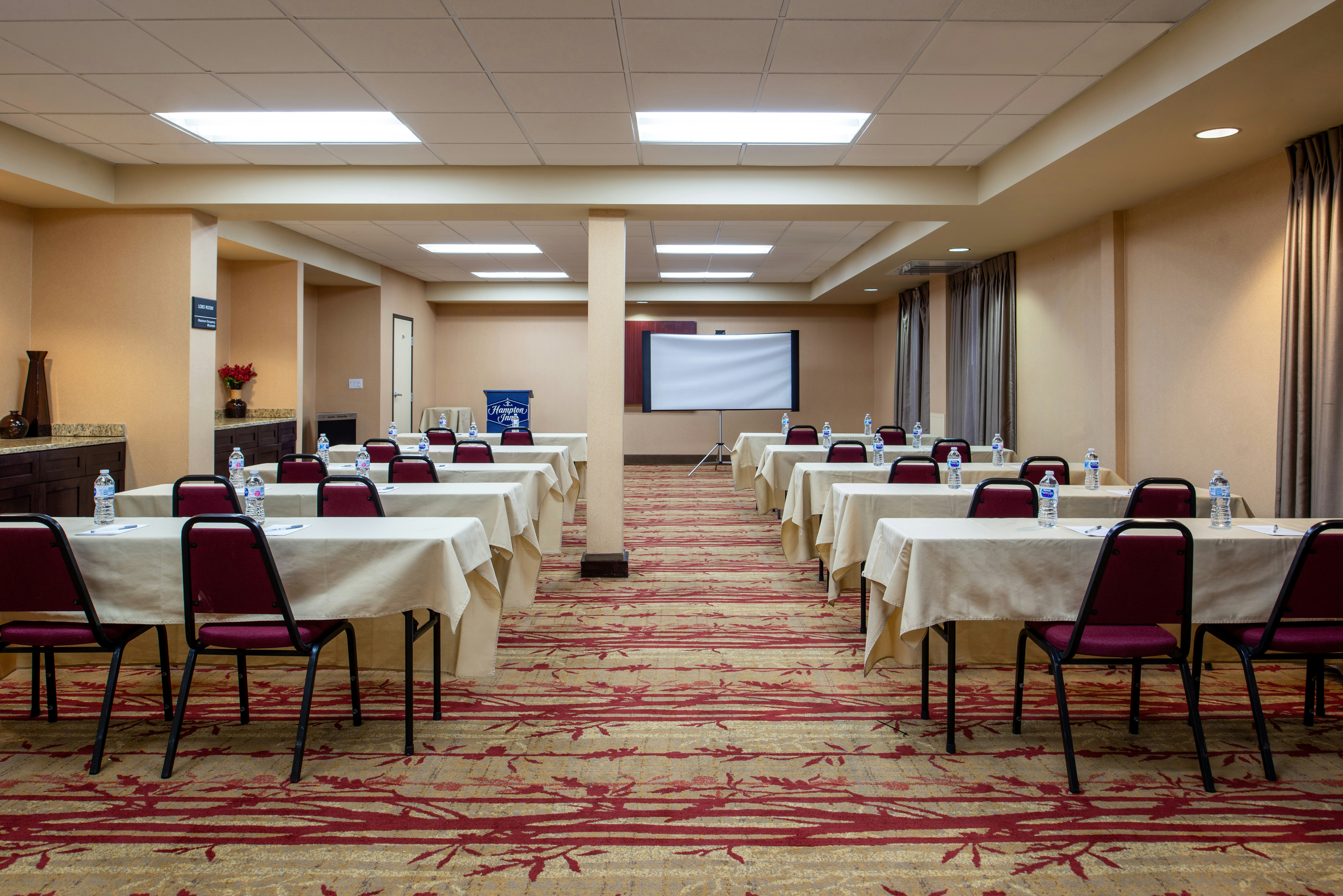 Hampton Inn Albuquerque University Midtown 50/55