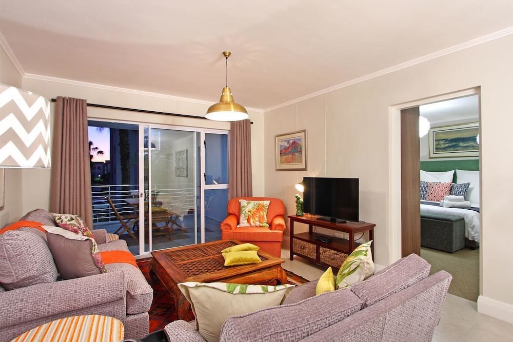 Ashton Park Luxury Apartment 7/13