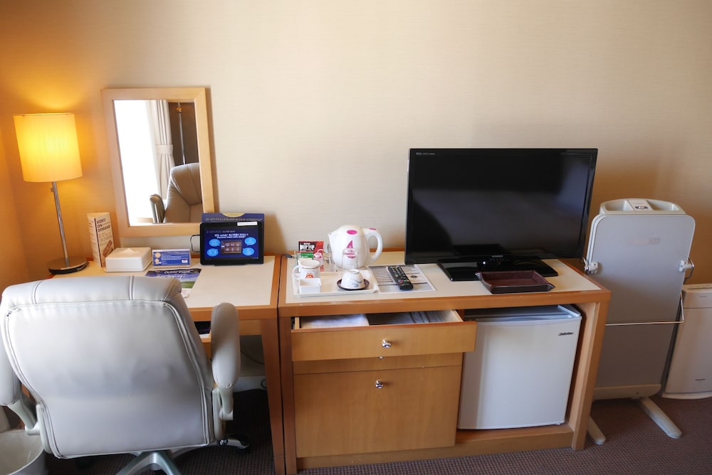 Rembrandt Hotel Atsugi 48/63