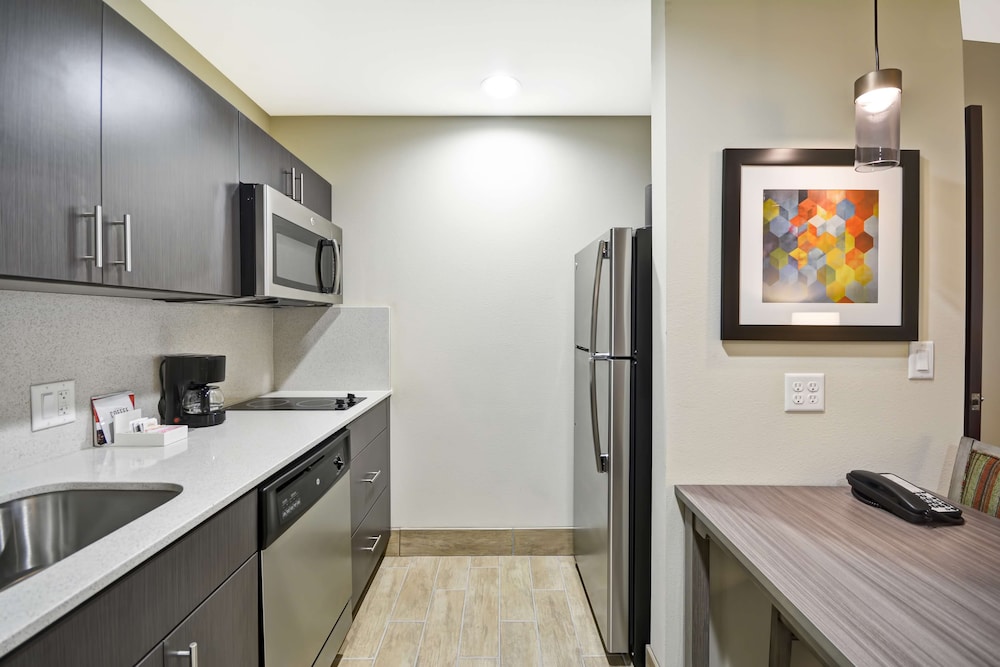 Homewood Suites by Hilton Orlando Theme Parks 41/55