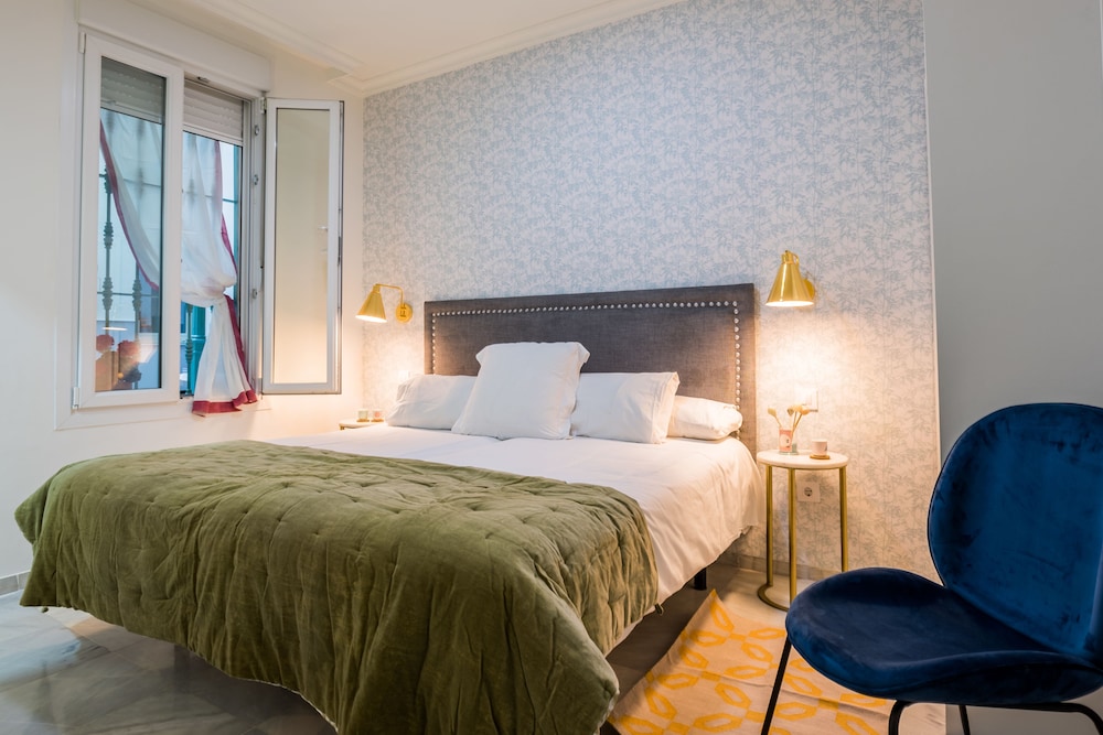 Hostal Jardin De La Alameda 17/50